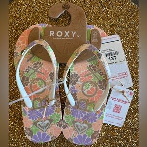 Roxy NWT Floral Kids Flip Flops - Pink, Purple, Green. Size 13T
